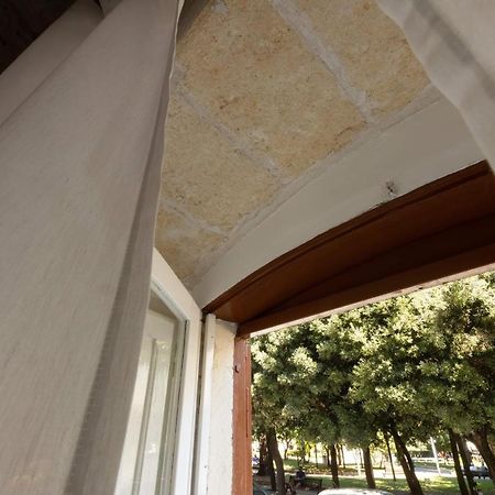 B&B La Finestra Sui Giardini 산테라모 인 콜레 외부 사진