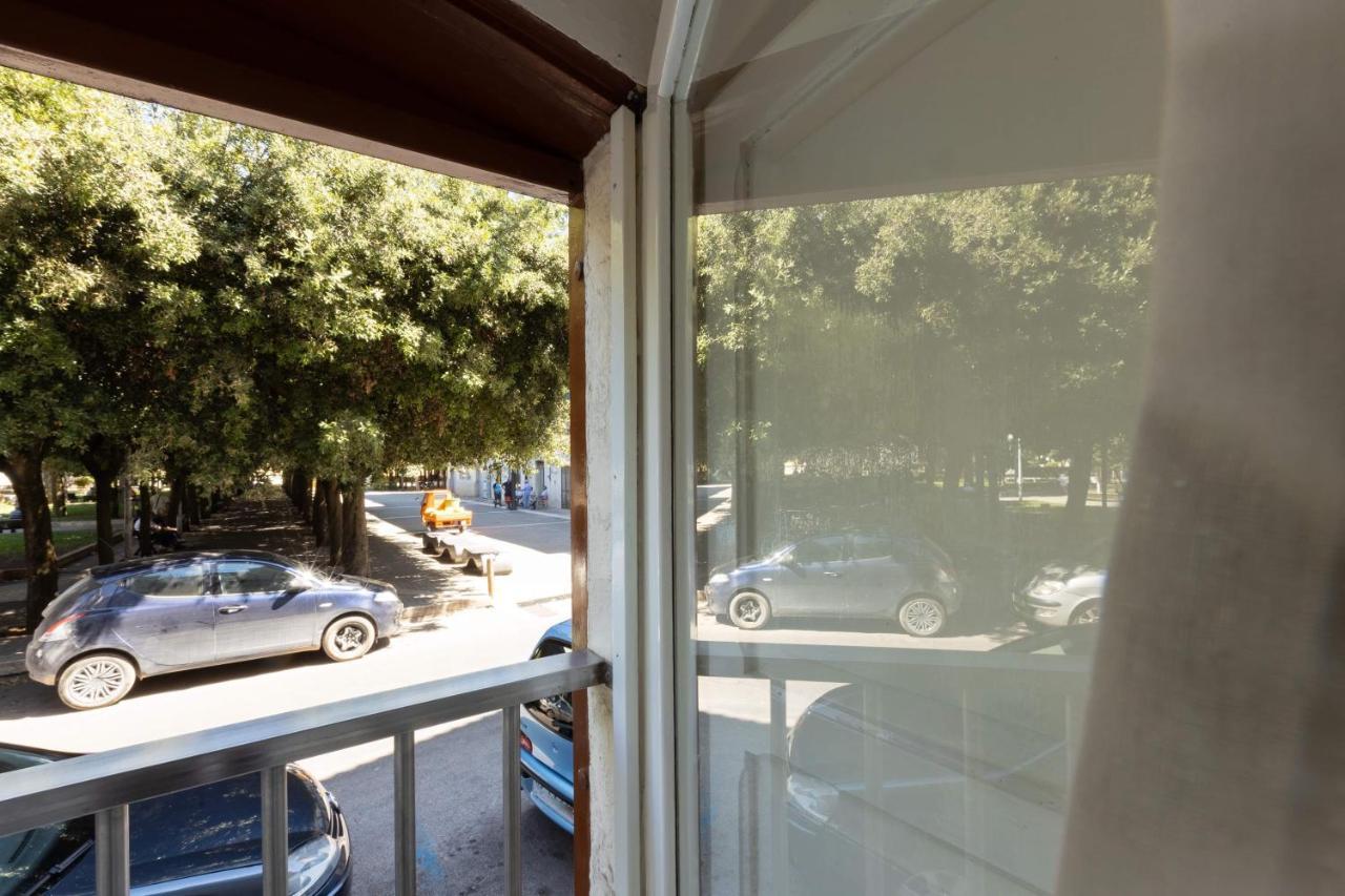 B&B La Finestra Sui Giardini 산테라모 인 콜레 외부 사진